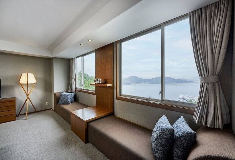 호텔 Bella Vista Spa And Marina Onomichi