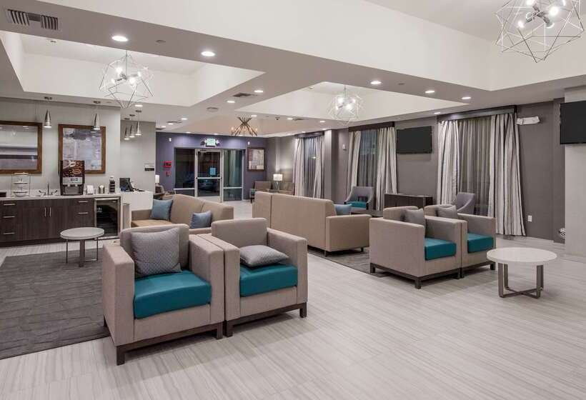 בית מלון כפרי Best Western Plus Gardena Los Angeles Inn & Suites