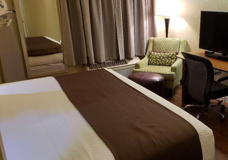 בית מלון כפרי Best Western Plus Gardena Los Angeles Inn & Suites