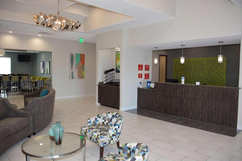 Отель Best Western Plus Pflugerville Inn & Suites