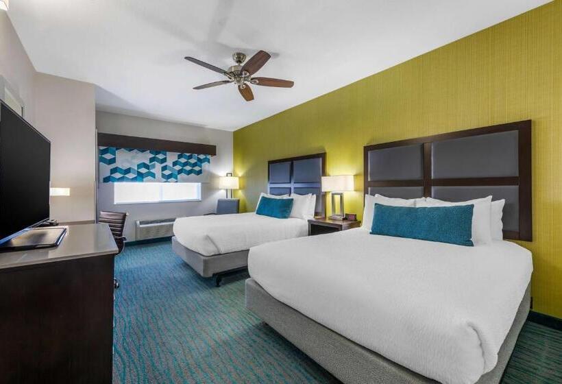 Отель Best Western Plus Taft Inn