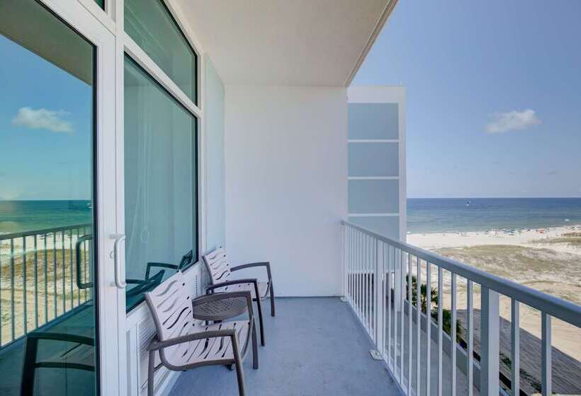 هتل Best Western Premier   The Tides