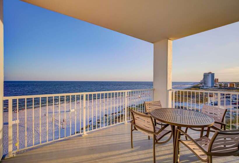 ホテル Best Western Premier   The Tides