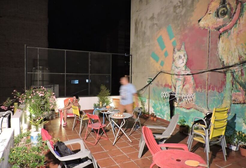 Отель Bonarda Bon Hostel