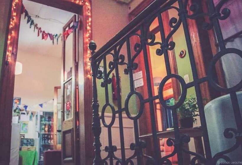 Отель Bonarda Bon Hostel