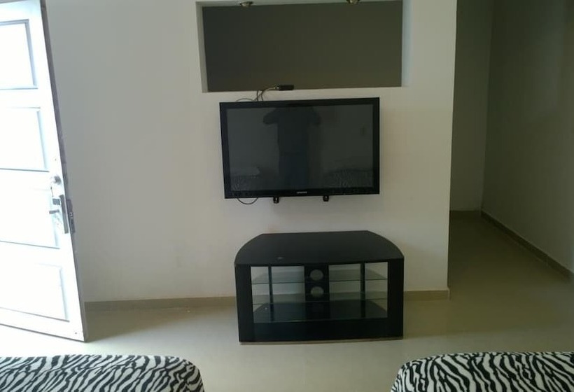 فندق Bugambilias