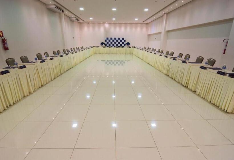 Отель Ceu Palmas