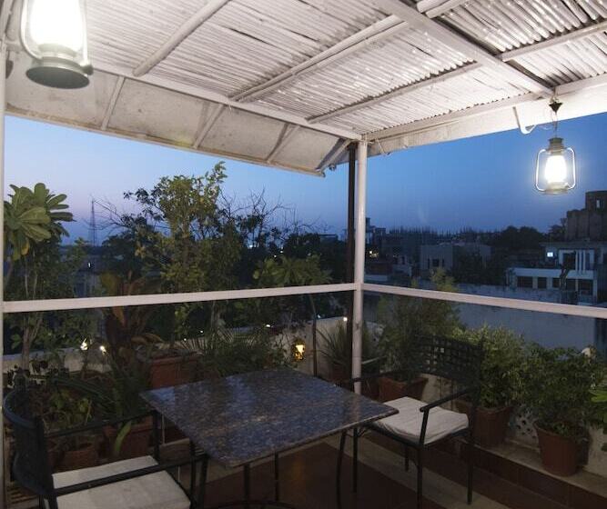 Отель Chitra Katha A Story Per Stay