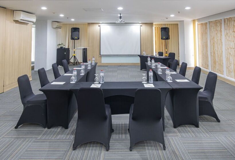 هتل Citradream Cirebon