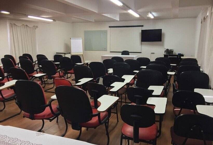 酒店 Colle Tourist