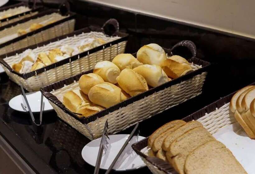 فندق Ibiza Plaza