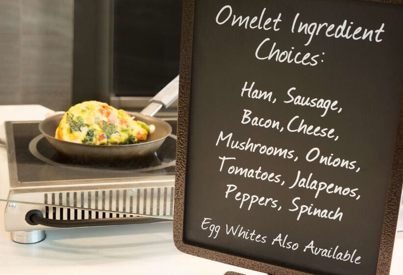 בית מלון כפרי Embassy Suites By Hilton Greenville Downtown Riverplace