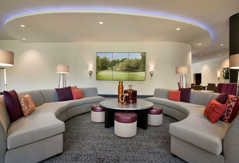 בית מלון כפרי Embassy Suites By Hilton Greenville Downtown Riverplace