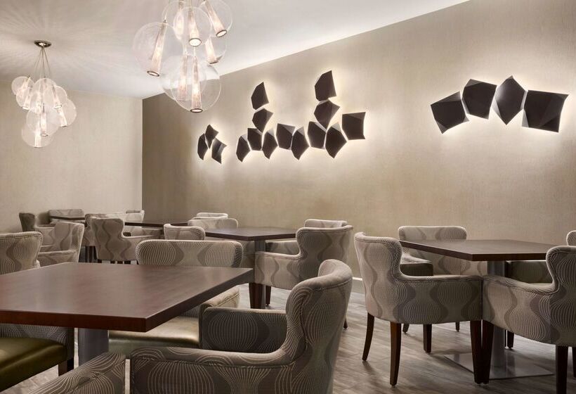 Hotel Embassy Suites By Hilton Mcallen Convention Center