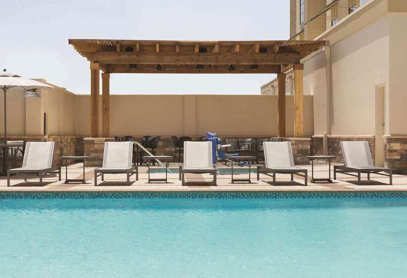 Hotel Embassy Suites By Hilton Mcallen Convention Center