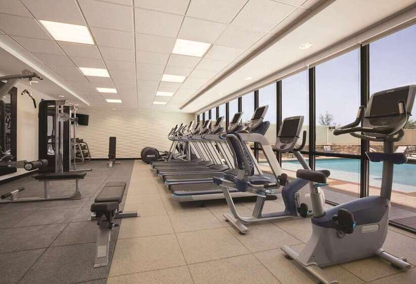 هتل Embassy Suites By Hilton Mcallen Convention Center