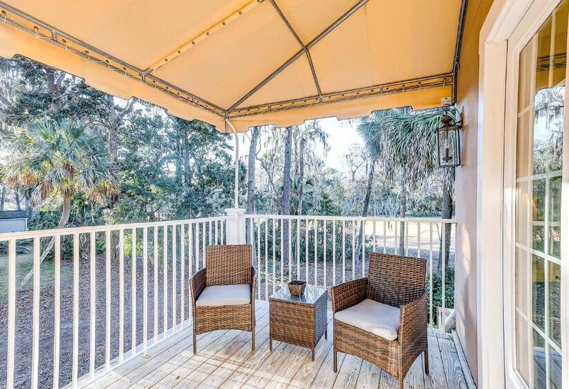 호텔 Evian At Shipyard By Hilton Head Accommodations