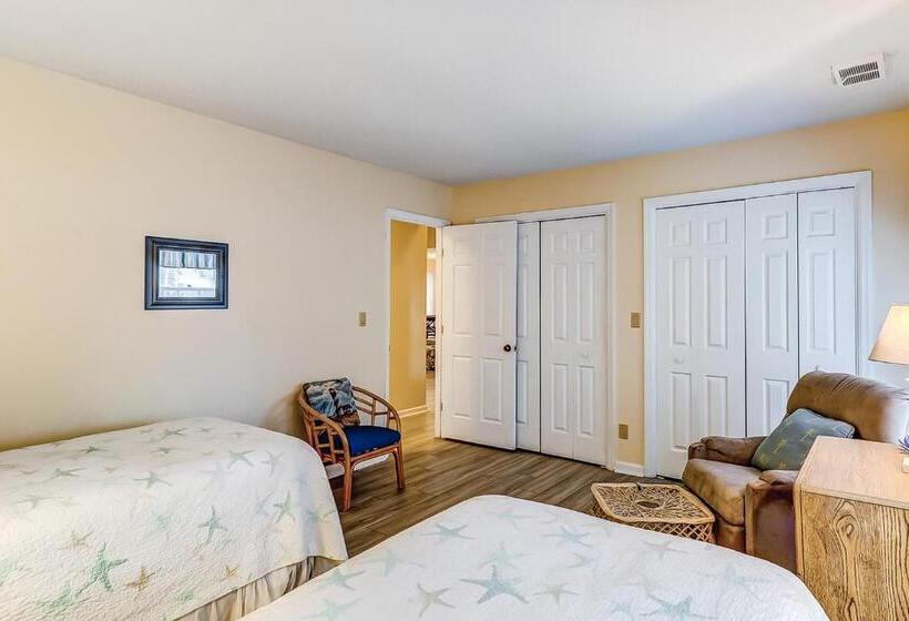 호텔 Evian At Shipyard By Hilton Head Accommodations