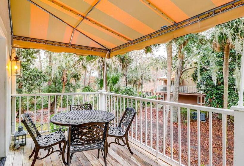 호텔 Evian At Shipyard By Hilton Head Accommodations