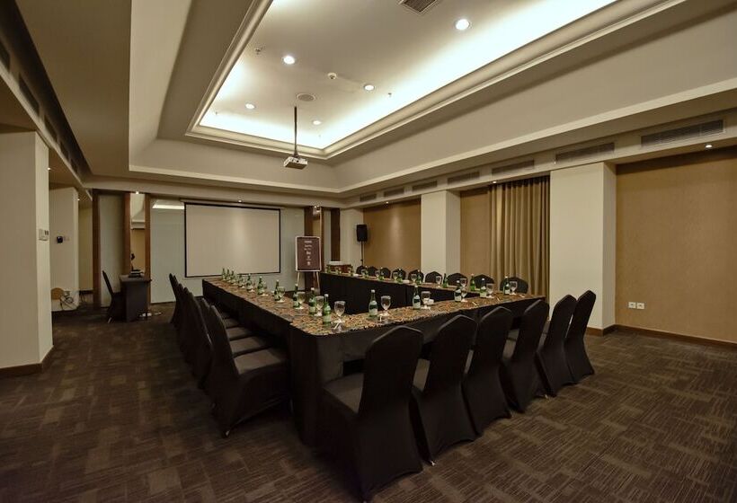 호텔 Grand Zuri Bsd City