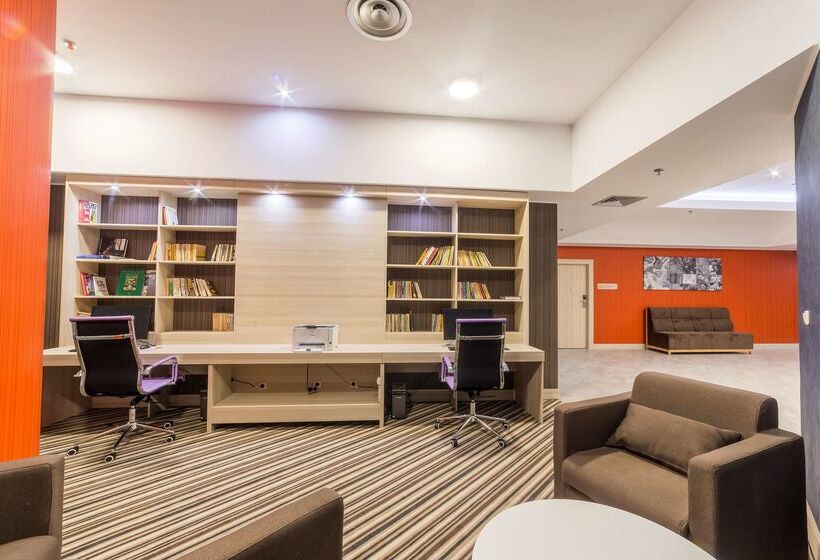 فندق Hampton By Hilton Iasi