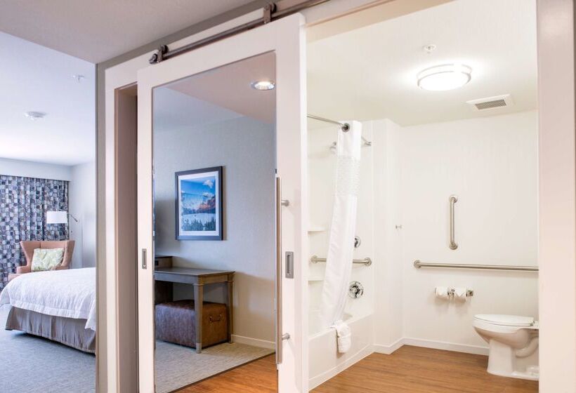 فندق Hampton Inn & Suites Whitefish