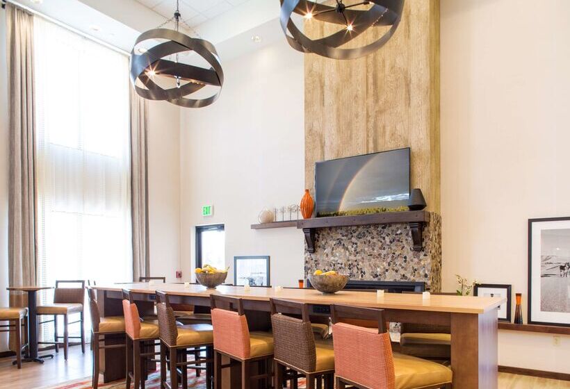 בית מלון כפרי Hampton Inn & Suites Whitefish