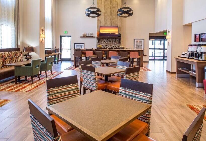 فندق Hampton Inn & Suites Whitefish