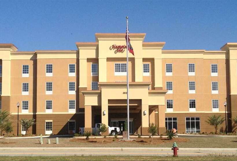 هتل Hampton Inn Elko
