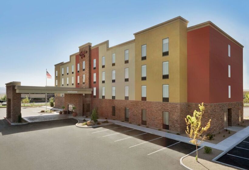 هتل Hampton Inn Elko