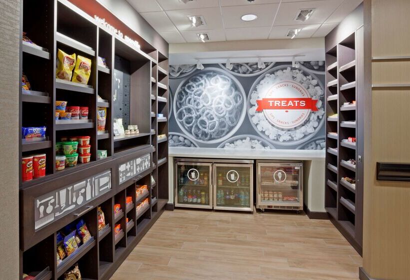 فندق Hampton Inn Minneapolis Roseville