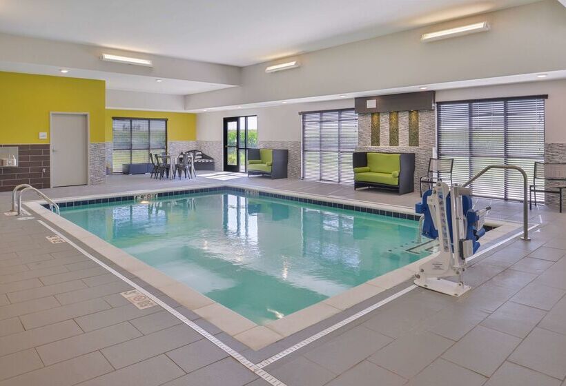 فندق Hampton Inn & Suites Altoonades Moines