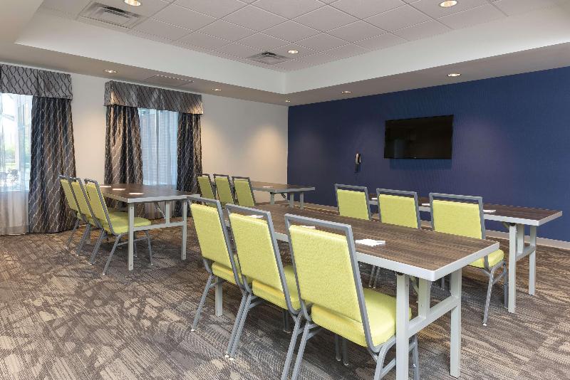בית מלון כפרי Hampton Inn & Suites Chicago Schaumburg