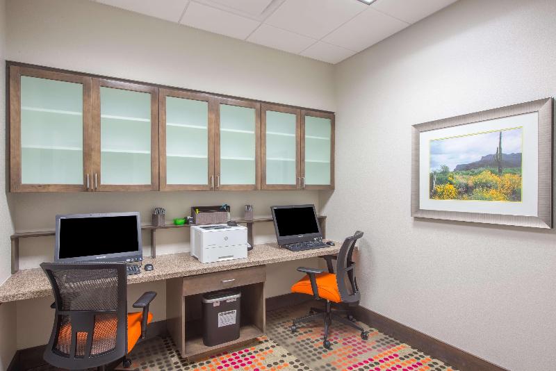 هتل Hampton Inn & Suites Phoenix East Mesa