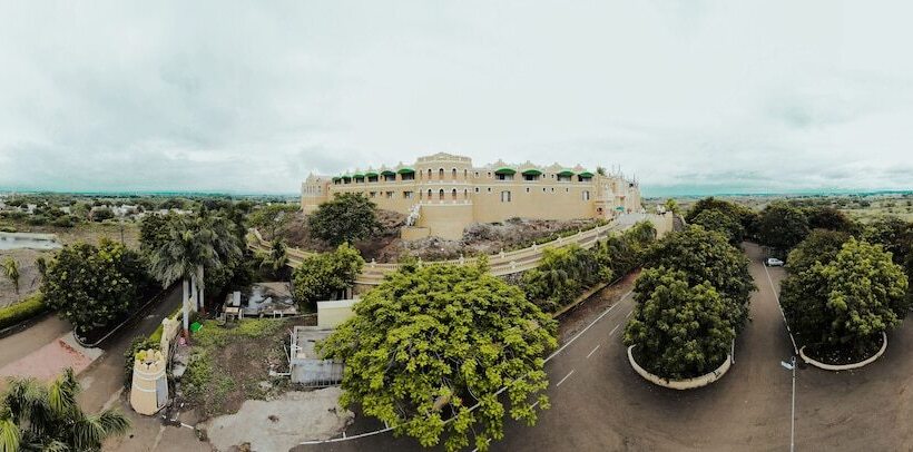 호텔 Heritage Khirasara Palace