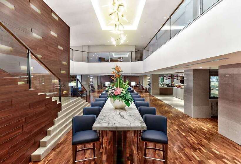 בית מלון כפרי Hilton Kota Kinabalu