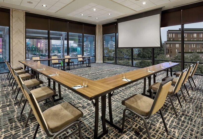 فندق Homewood Suites By Hilton Pittsburgh Downtown