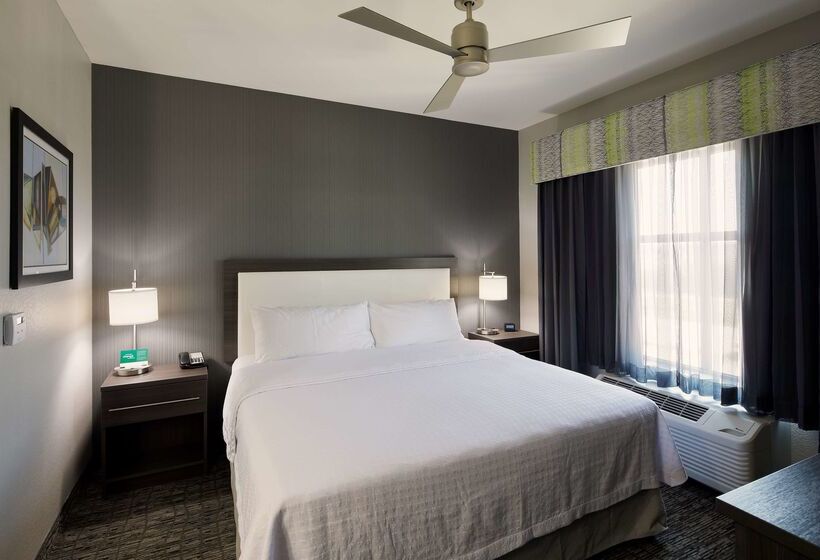 ホテル Homewood Suites By Hilton Topeka