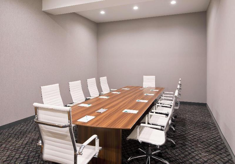 ホテル Homewood Suites By Hilton Topeka