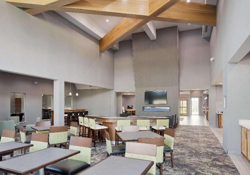 ホテル Homewood Suites By Hilton Topeka