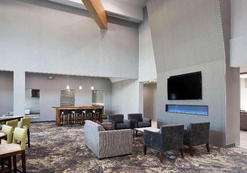 ホテル Homewood Suites By Hilton Topeka