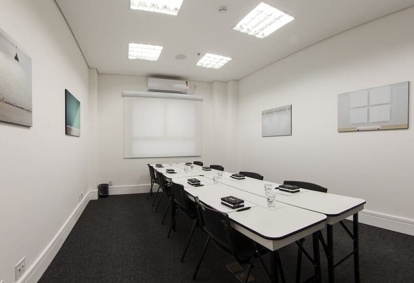 Отель Nacional Inn Palmas