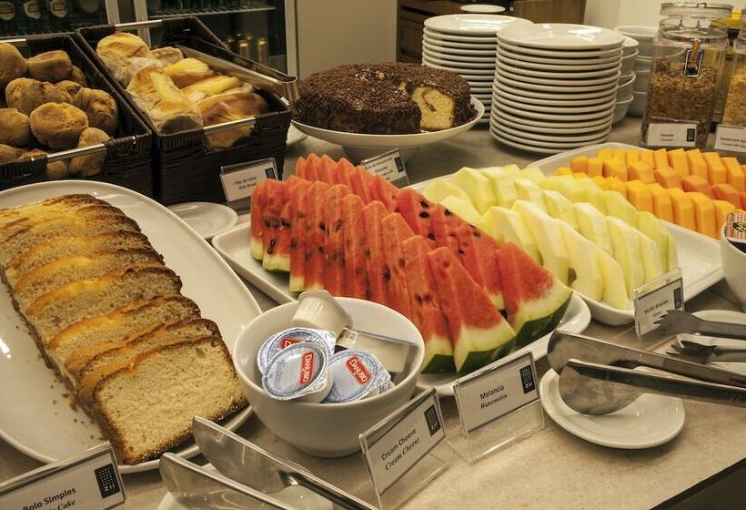 ホテル Nacional Inn Palmas