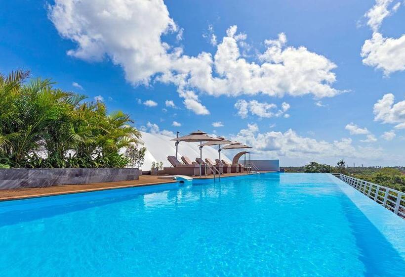 هتل Infinity8 Bali