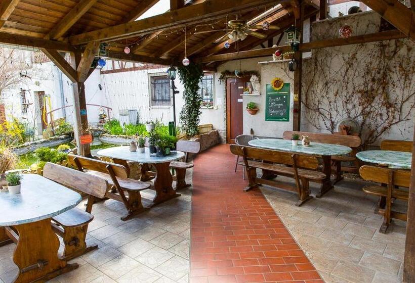 Kräuterhotel Garni Zur Klostergrotte