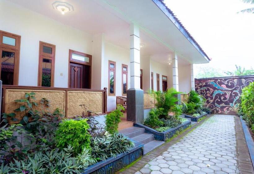 هتل Mahkota Plengkung By Ecommerceloka