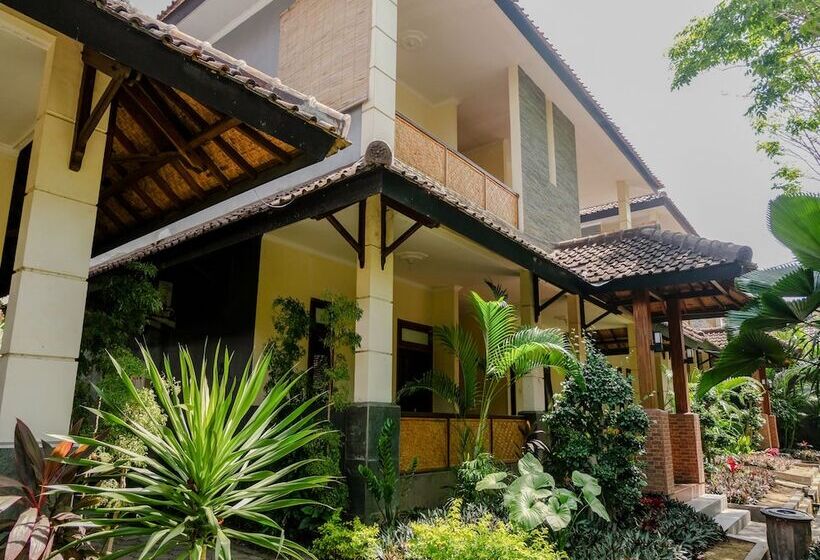 هتل Mahkota Plengkung By Ecommerceloka