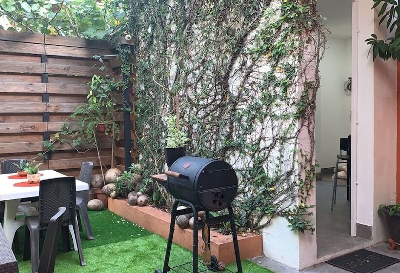 בית מלון כפרי Manaya Bed & Breakfast