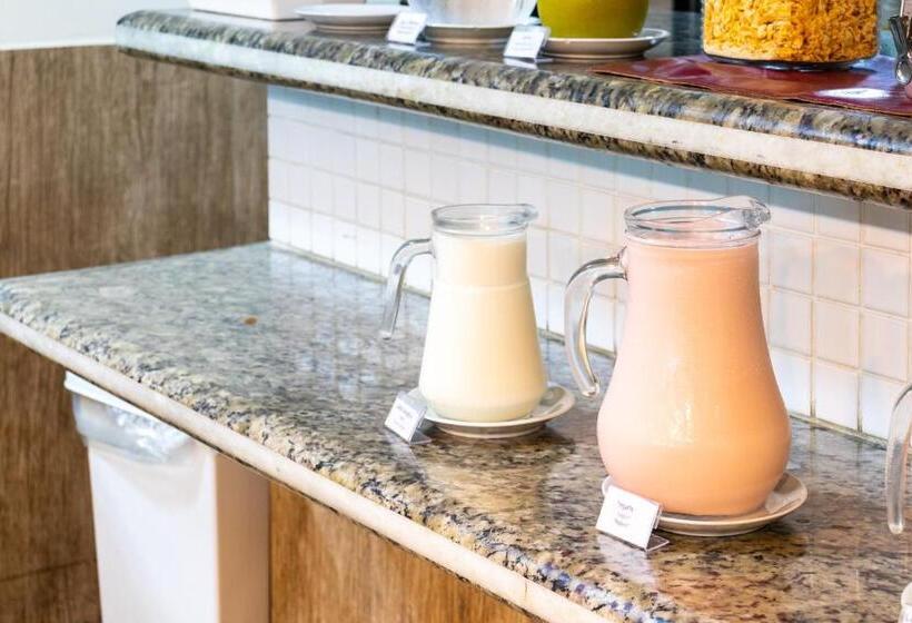 Mediterrane Hotel By Castelo Itaipava