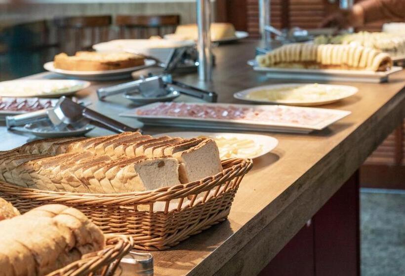 Mediterrane Hotel By Castelo Itaipava